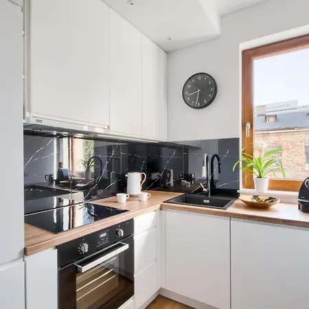 Luxury Apartament,center,netflix,free Parking Apartment *
