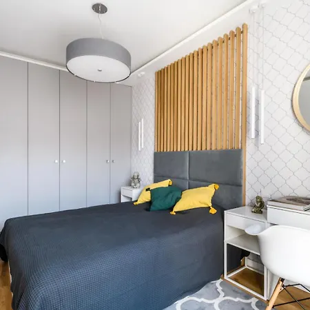 Luxury Apartament,center,netflix,free Parking Daire Varşova